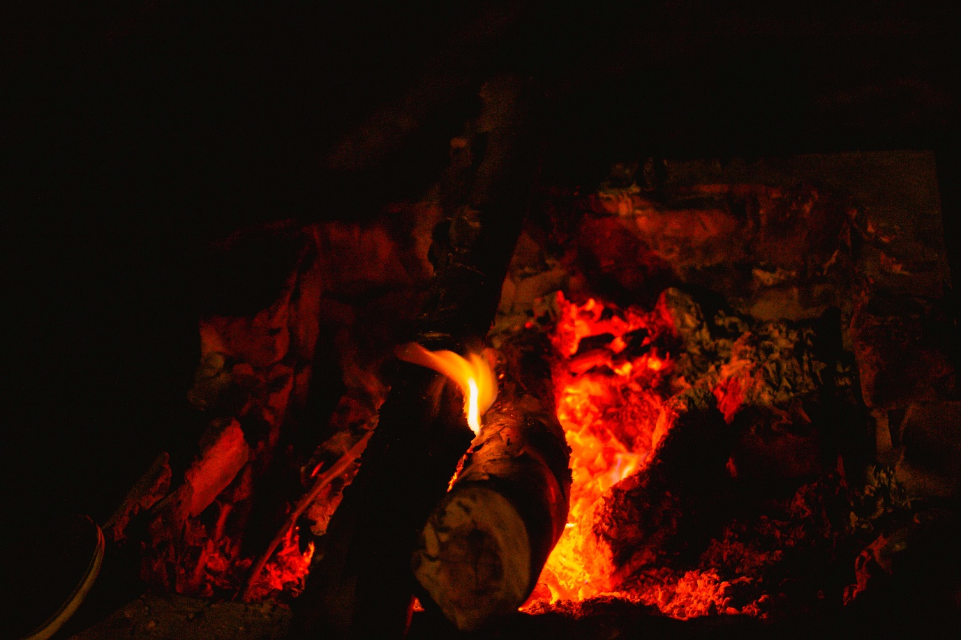 Campfire evening at Uganda bush camp